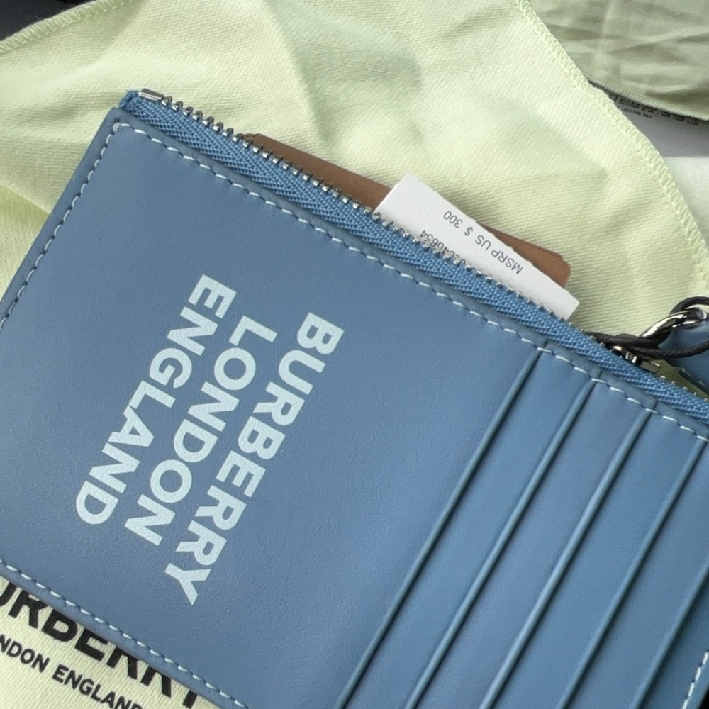 burberry logo print leather card holder